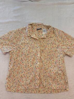 Erika & Co Floral Button Front Shirt Women’s Large Yellow Cottagecore